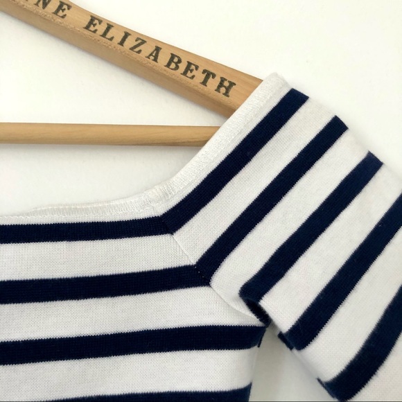 SOLD - Aritzia Wilfred Free Off Shoulder Croptop - Picture 2 of 6